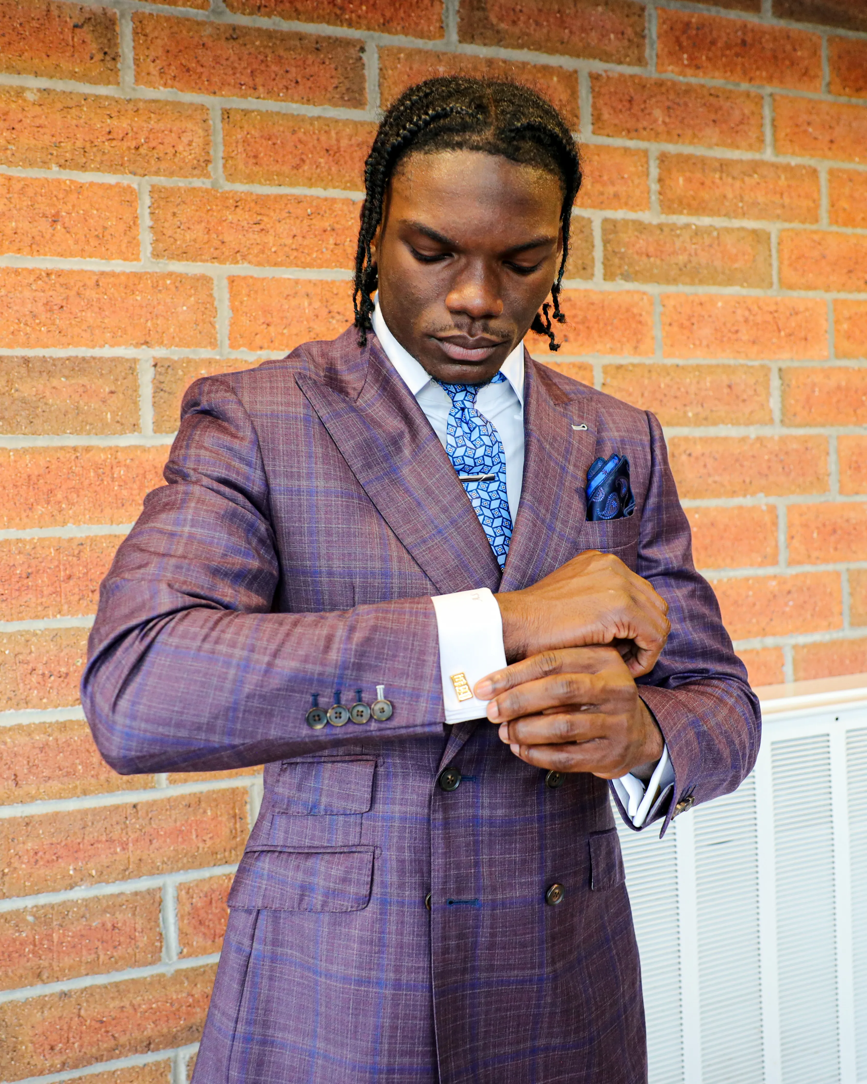 Maison Élevée — Custom Suiting