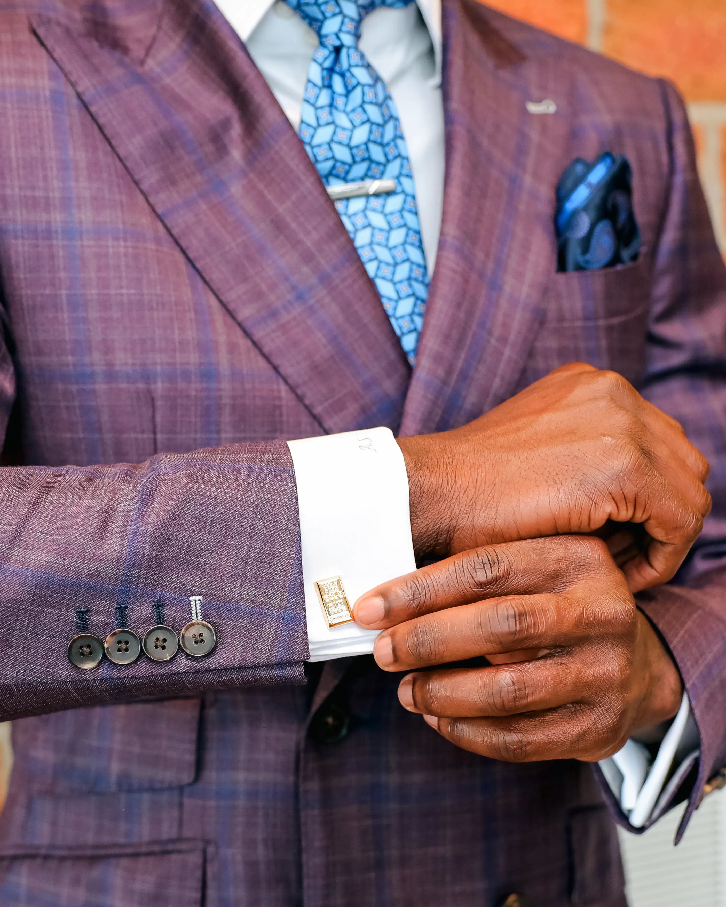 Maison Élevée — Custom Suiting