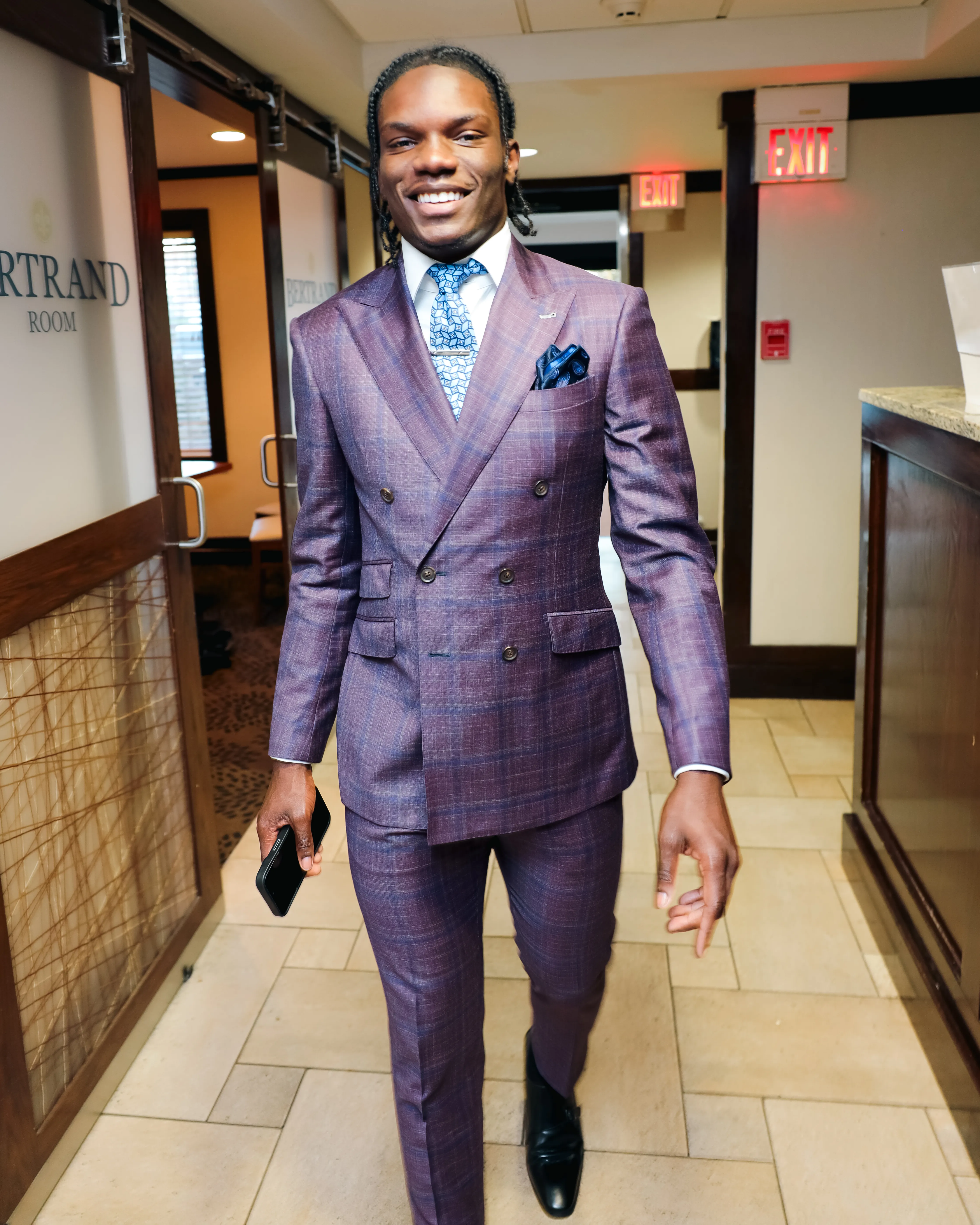 Maison Élevée — Custom Suiting