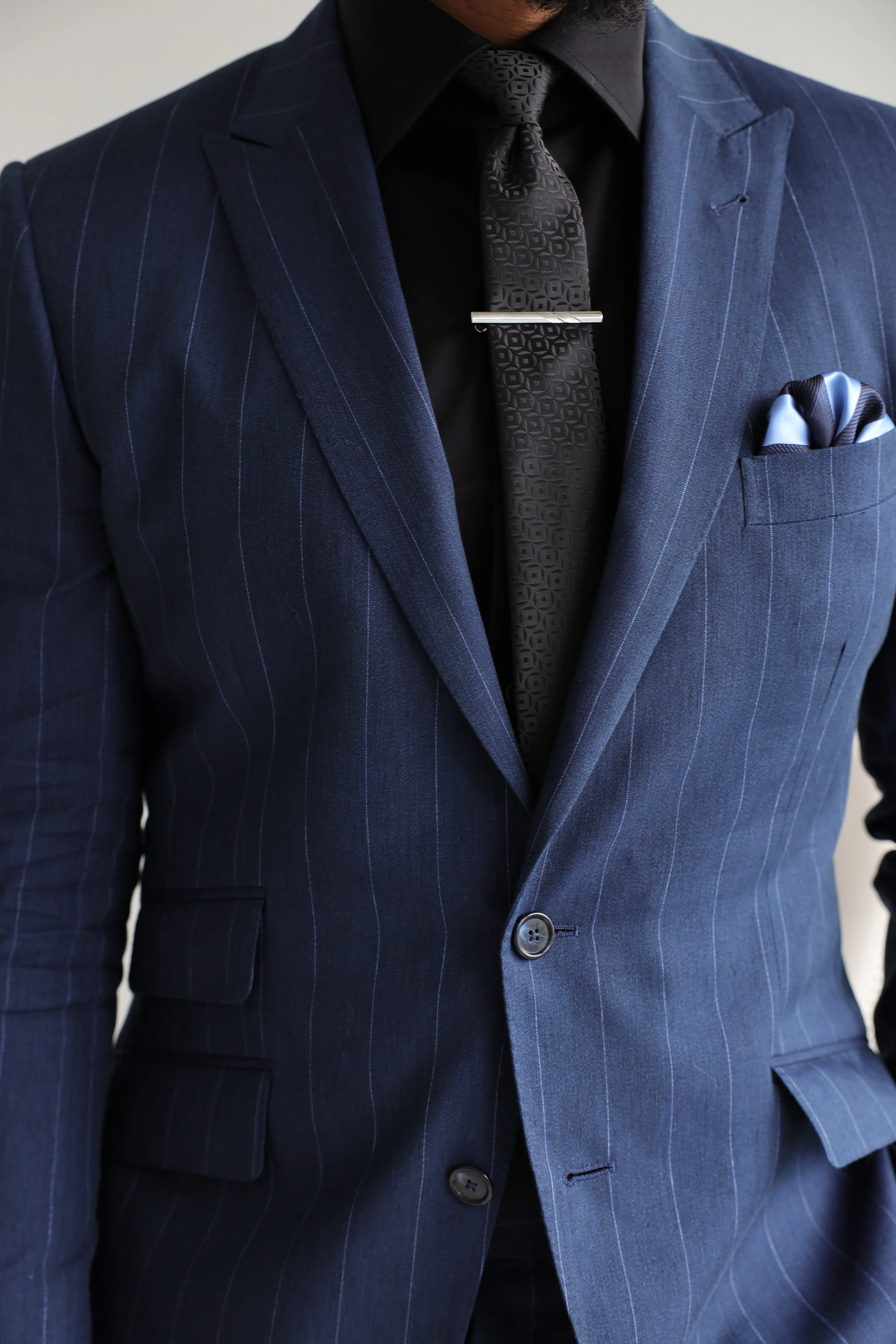 Maison Élevée — Custom Suiting