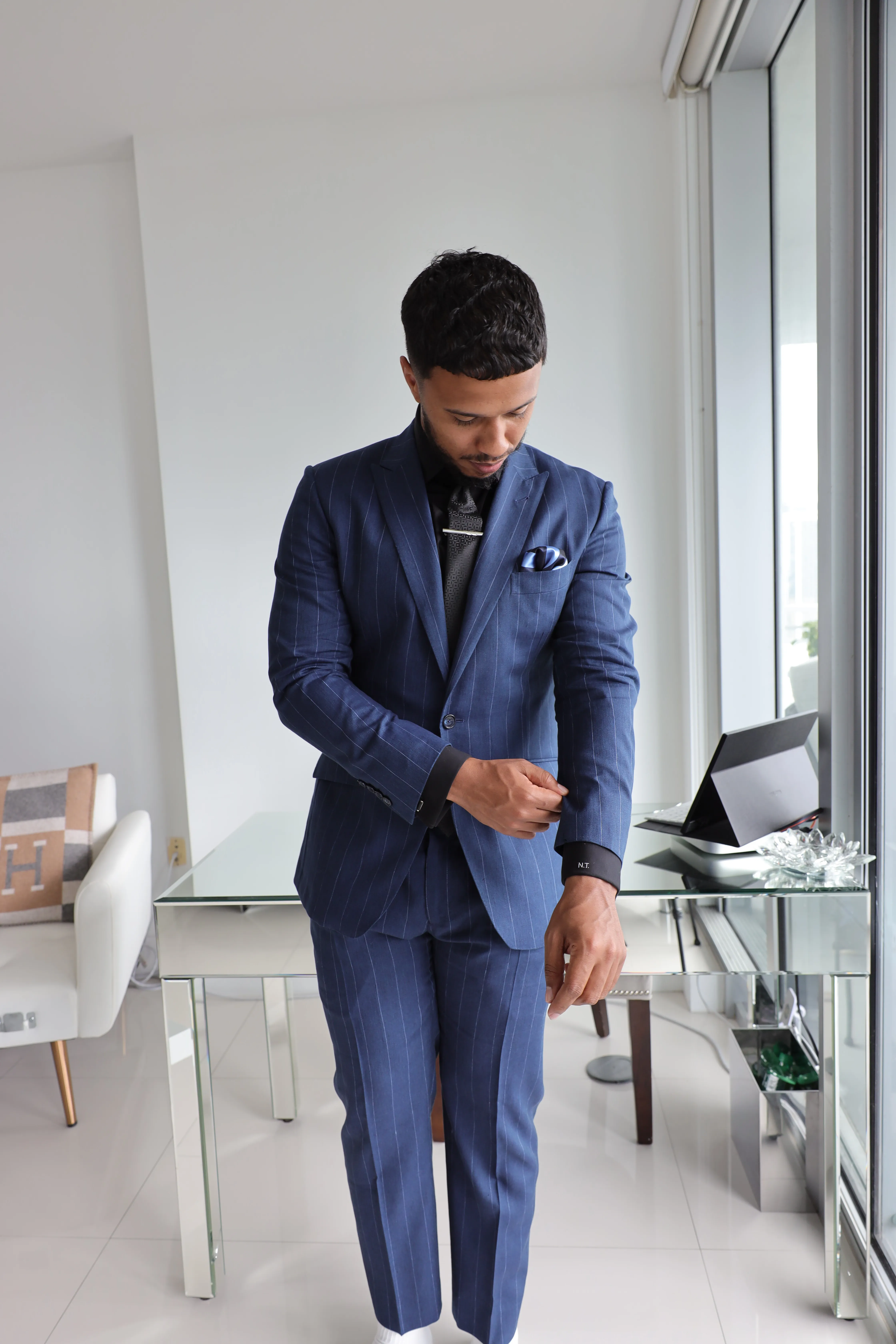 Maison Élevée — Custom Suiting