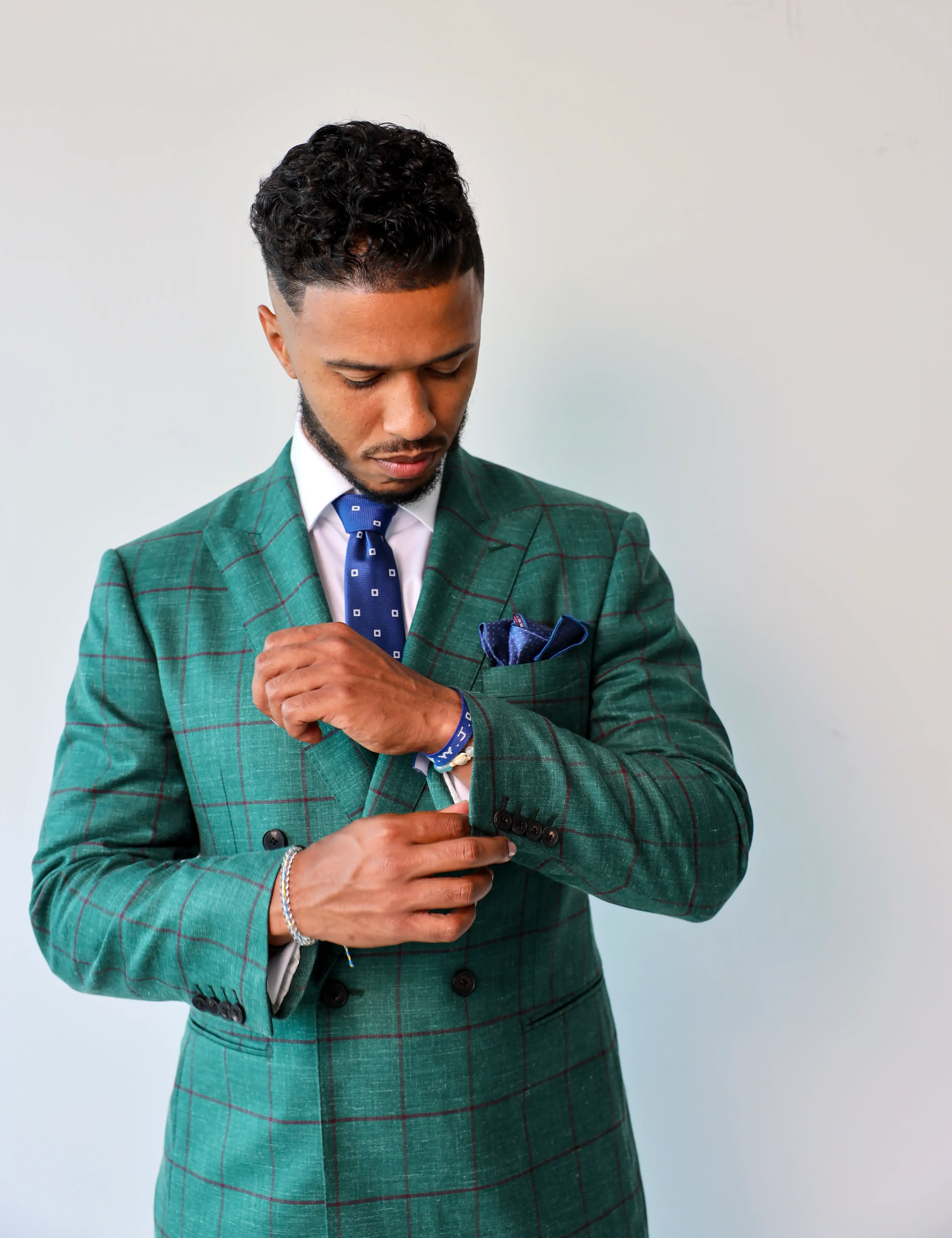 Maison Élevée — Custom Suiting