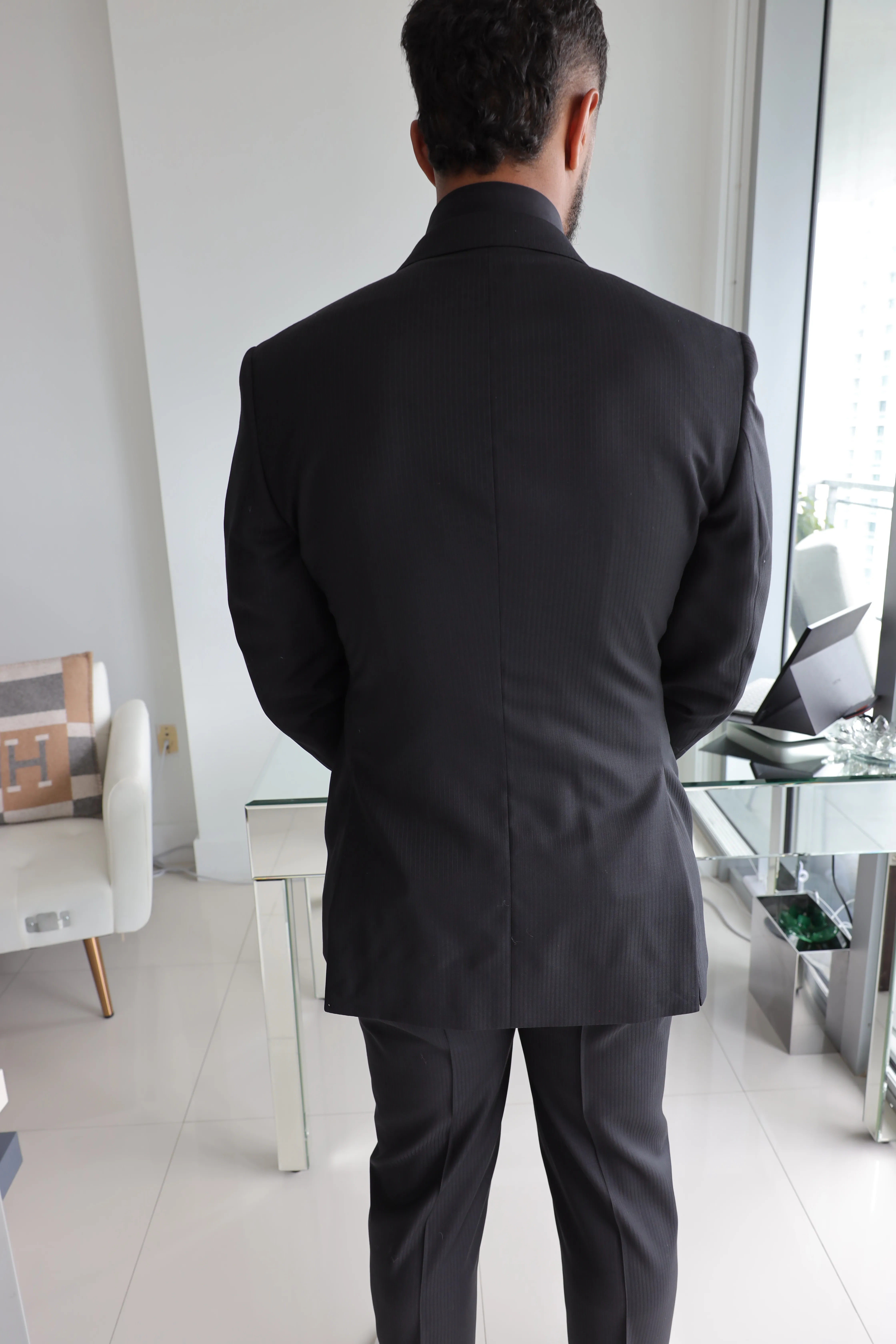 Maison Élevée — Custom Suiting