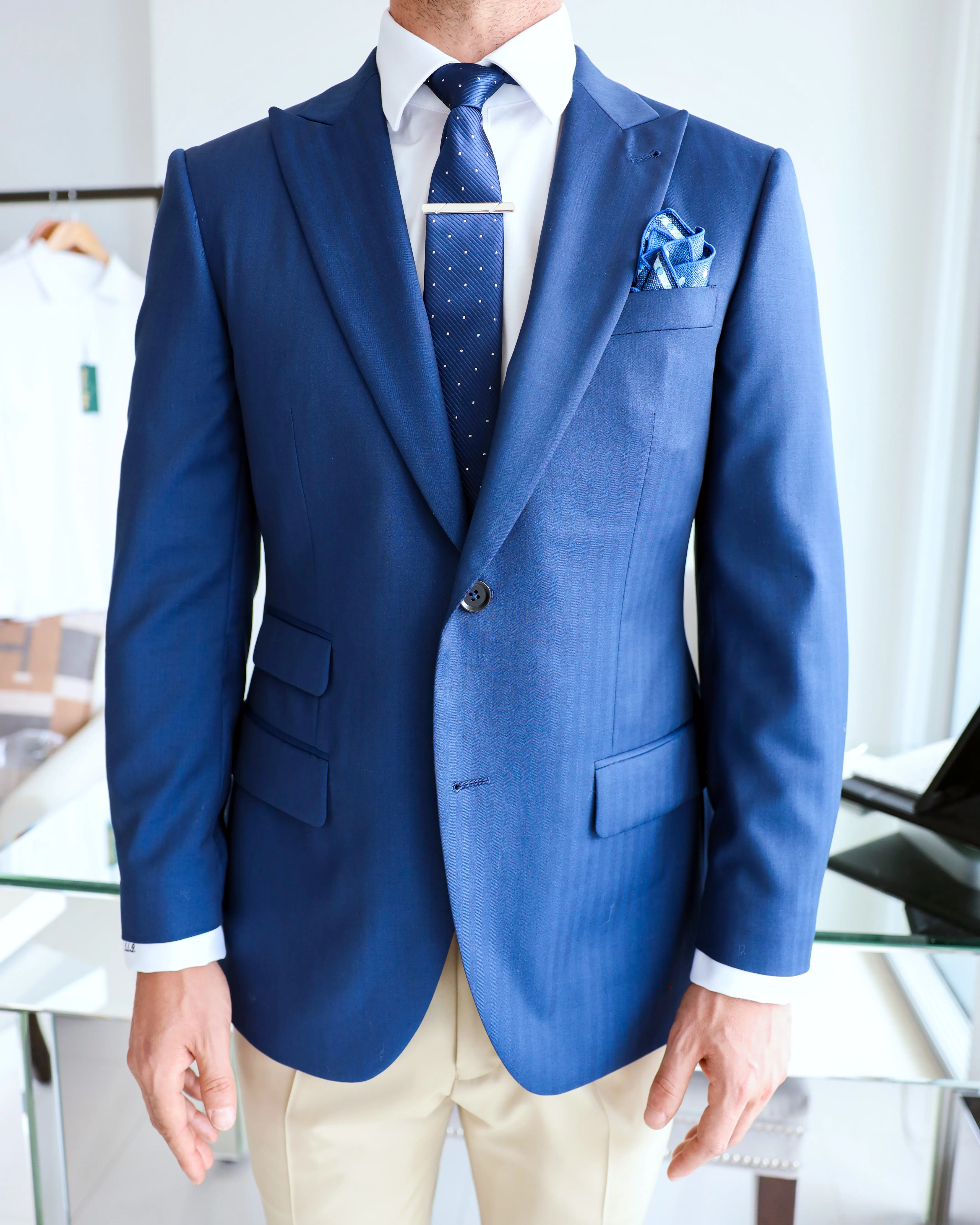 Maison Élevée — Custom Suiting